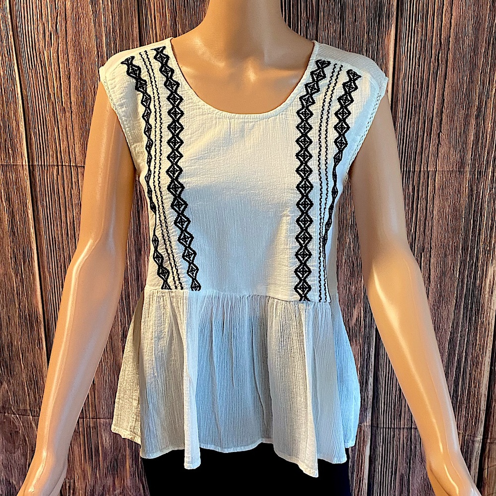 Zara Basic size Small white peasant top with black embroidered design